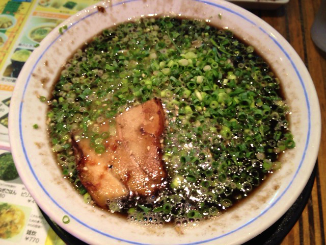 がんこもんラーメン：とろみのある超こってりスープが特徴＠福岡・遠賀町