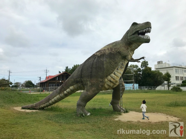 恐竜公園のリアルな恐竜