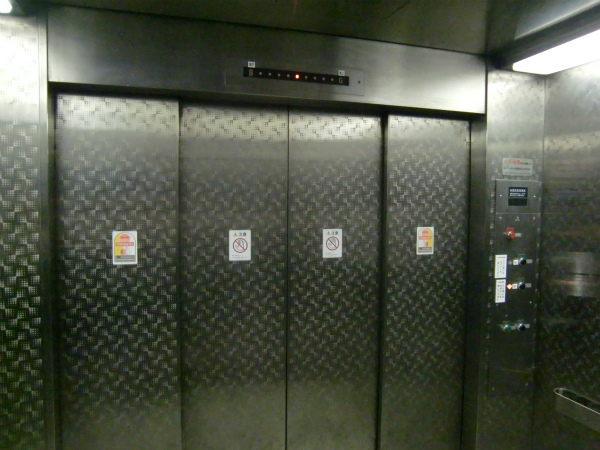 関門人道トンネル・門司側のエレベーター