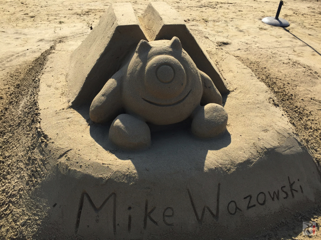 砂像・マイク・ワゾウスキー