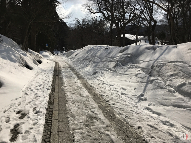 大山寺への坂道