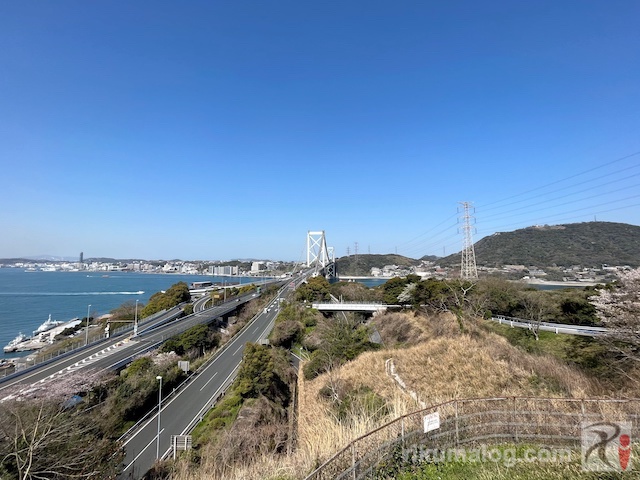和布刈第2展望台から関門橋を眺める